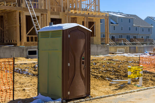 Best Portable restroom trailer rental  in Dunlap, TN